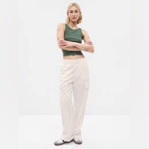 NEW Gap Mid Rise Twill Loose Wide Leg Cargo Pants in Off White Size 00